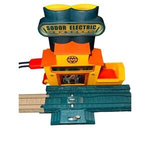 Thomas & Friends Trackmaster  Sodor Electric Company Line Collapse Track Set